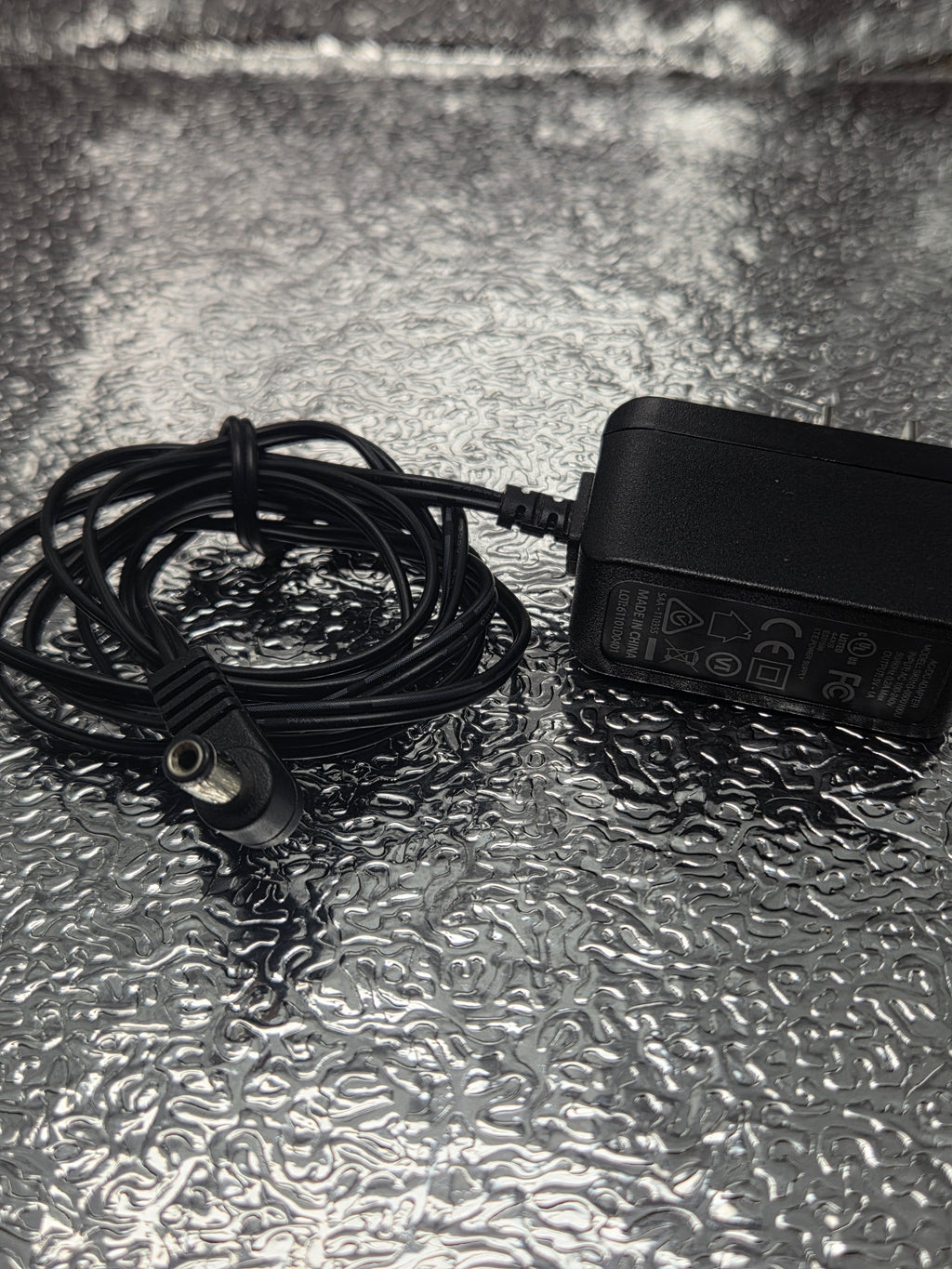 SK01G-0500100U 5V 1A AC/DC Power Adapter