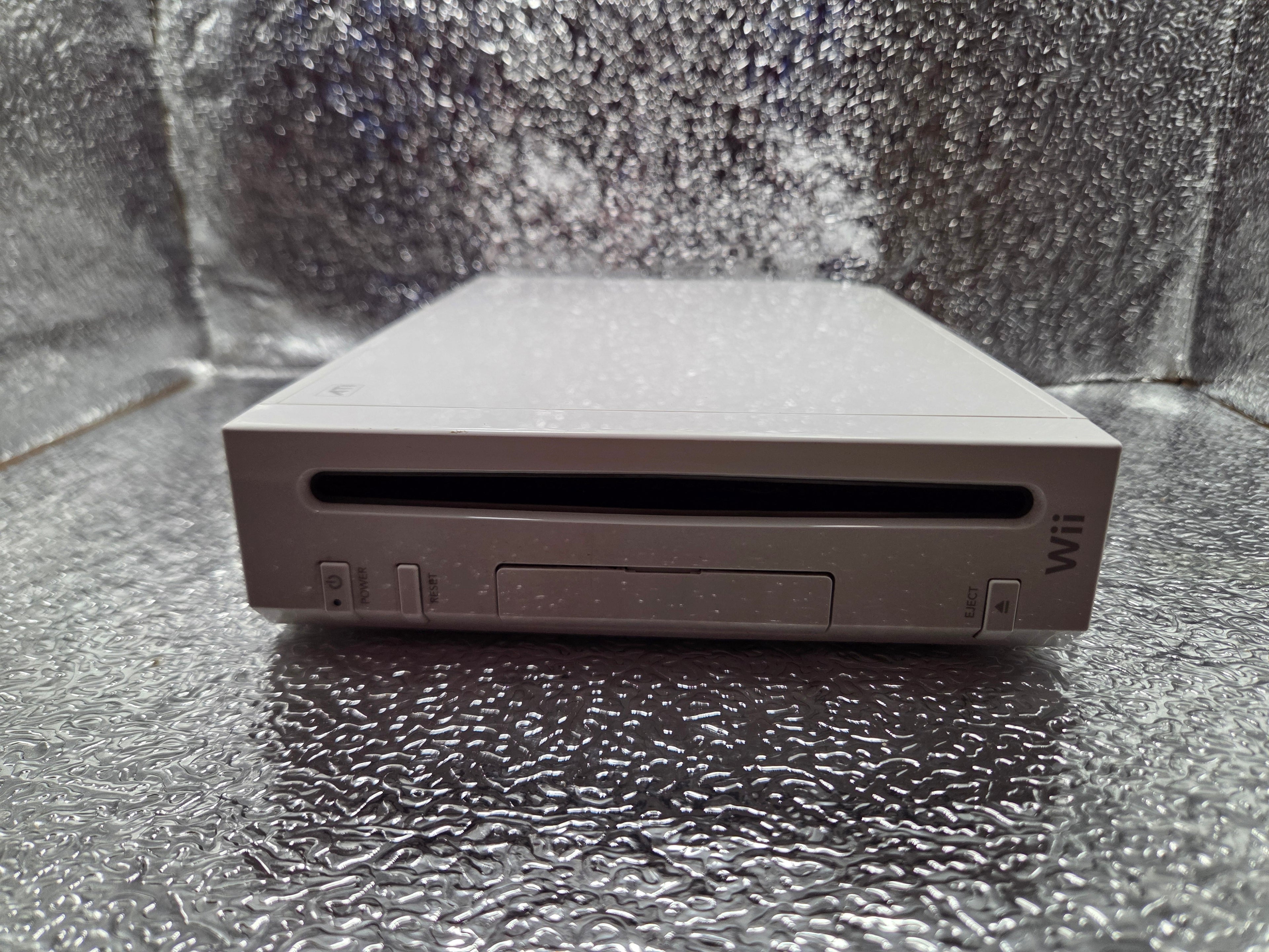 Nintendo Wii Console Bundle – Complete Set with Games & Accessories