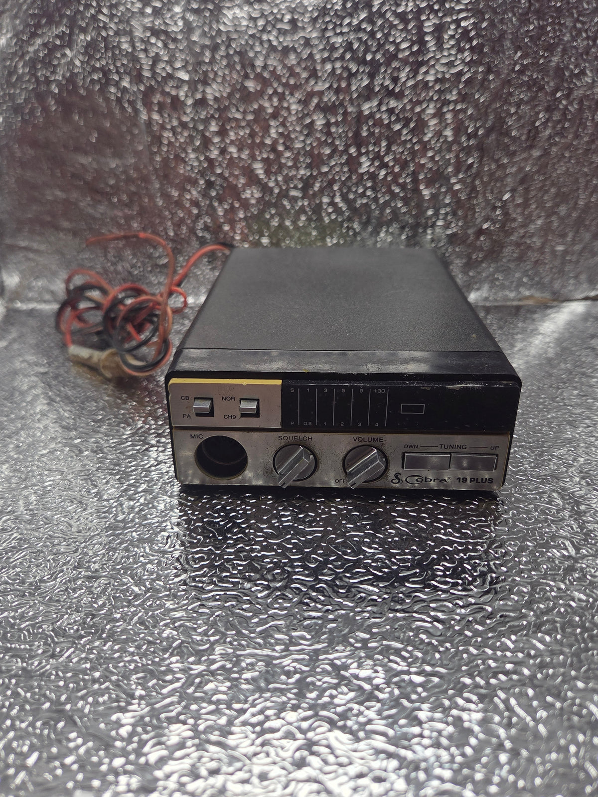 Vintage Cobra 19 Plus 40-Channel CB Radio Complete Setup